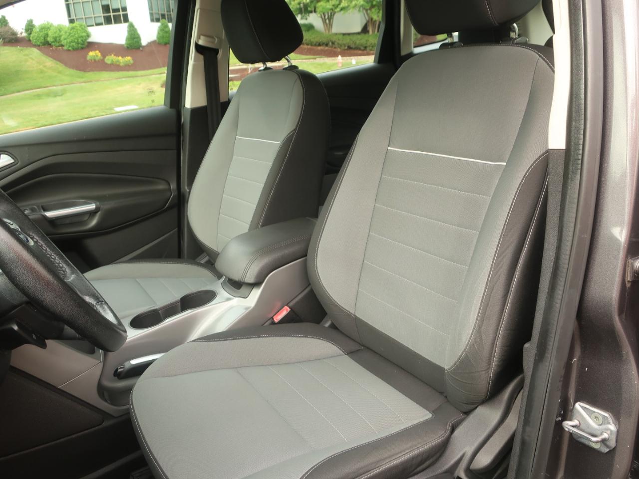 Ford C-Max Hybrid SE 2013