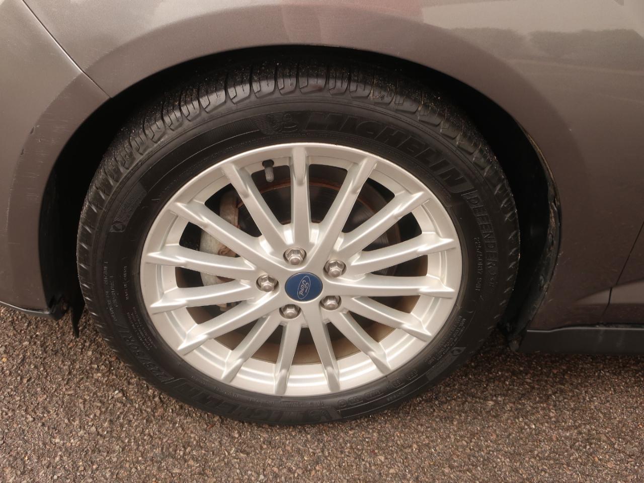 Ford C-Max Hybrid SE 2013