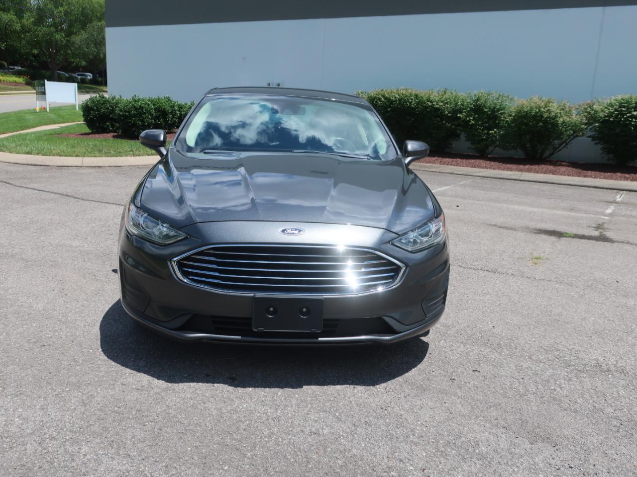 Ford Fusion Hybrid SE 2019