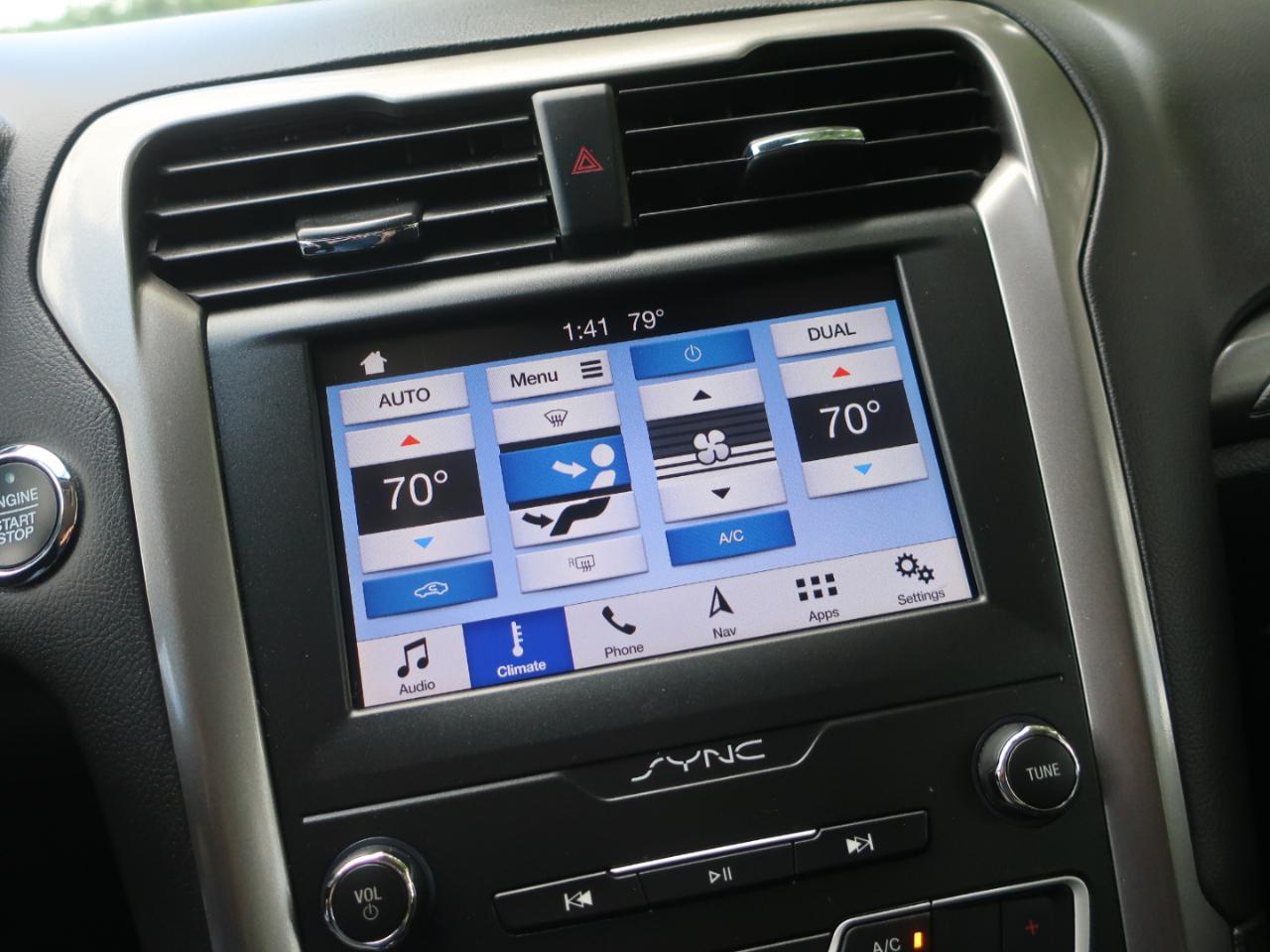 Ford Fusion Hybrid SE 2019