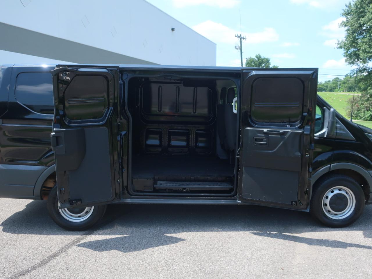 Ford Transit 150 Van Low Roof 60/40 Pass. 130-in. WB 2018