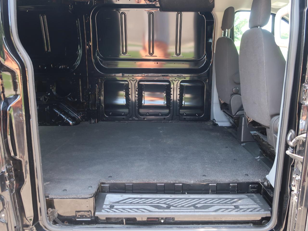 Ford Transit 150 Van Low Roof 60/40 Pass. 130-in. WB 2018