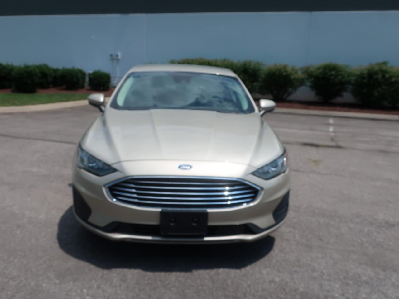 Ford Fusion Hybrid SE 2019