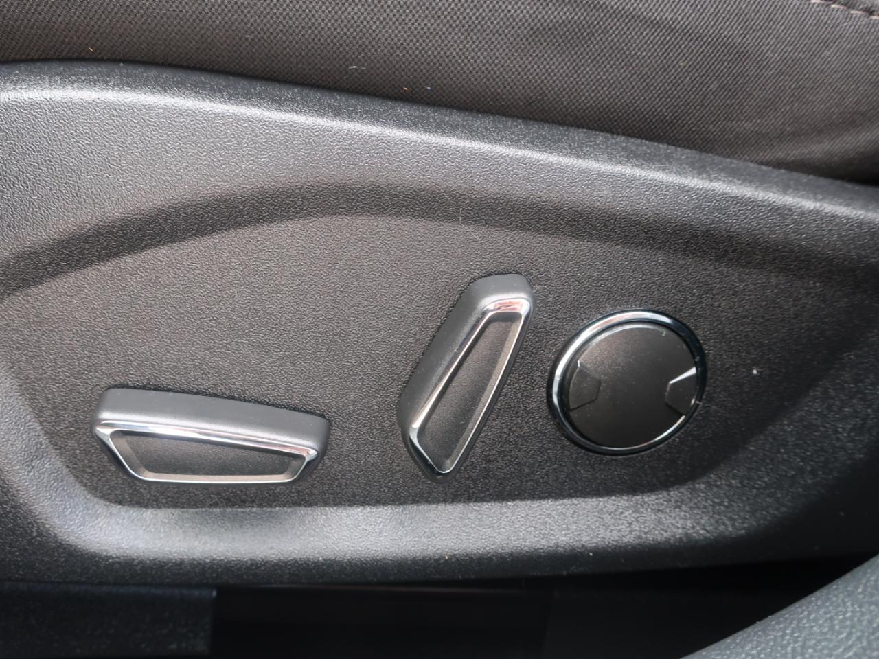 Ford Fusion Hybrid SE 2019