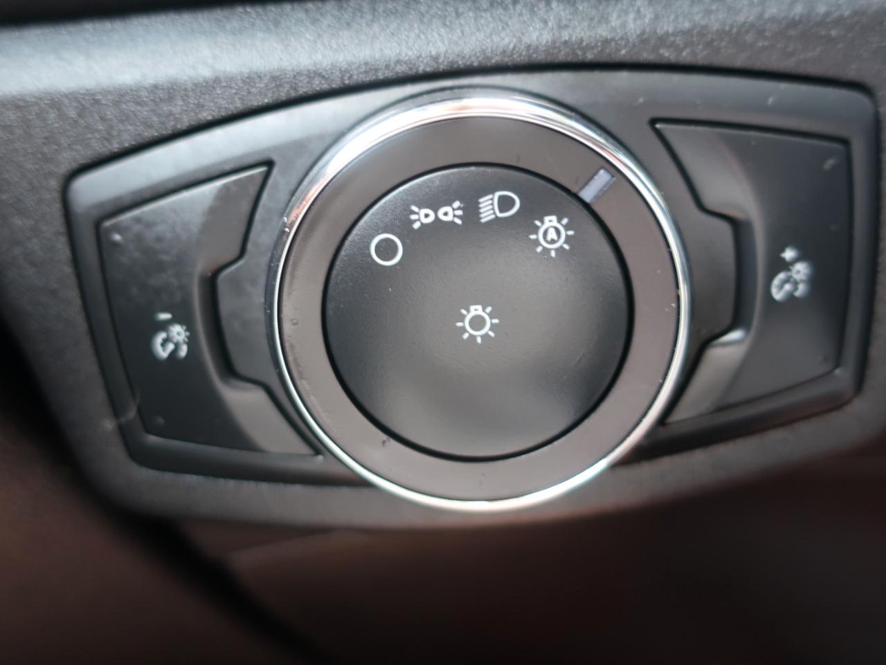 Ford Fusion Hybrid SE 2019