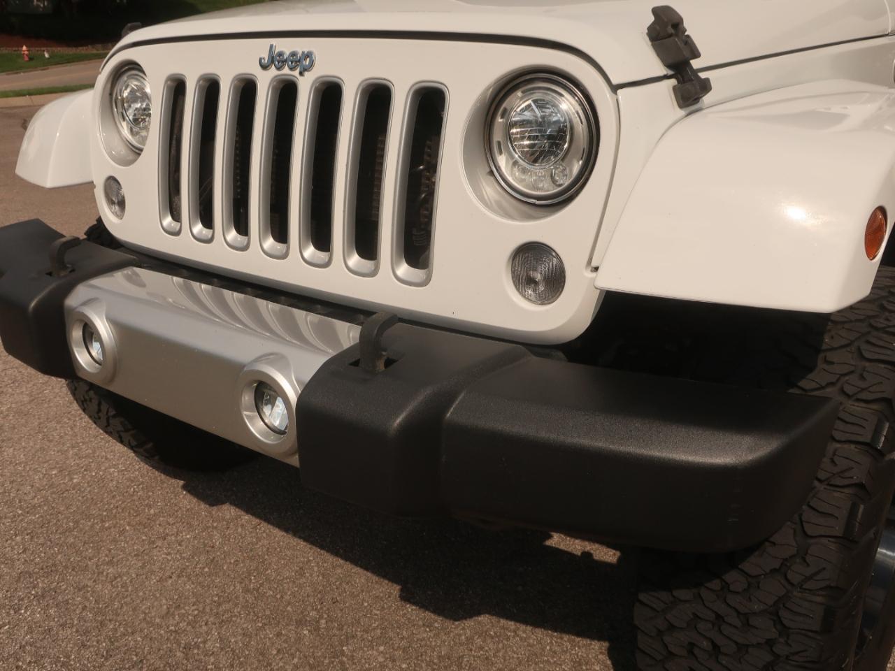 Jeep Wrangler Unlimited Sahara 4WD 2017