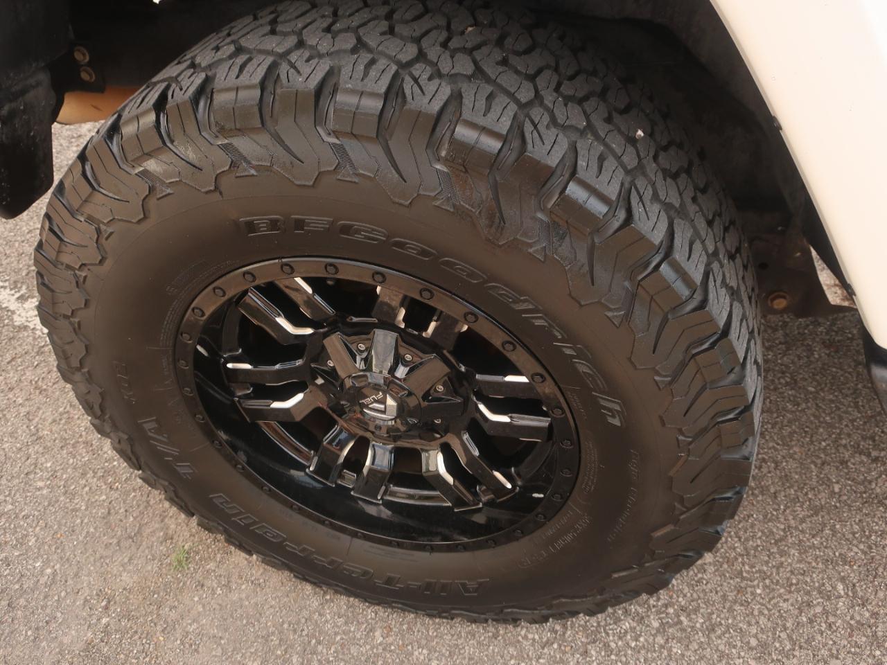 Jeep Wrangler Unlimited Sahara 4WD 2017