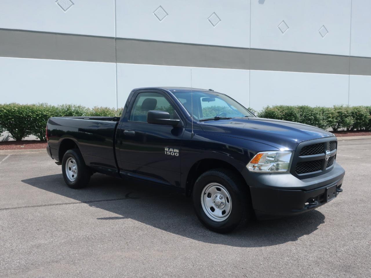 RAM 1500 Tradesman Regular Cab LWB 4WD 2017