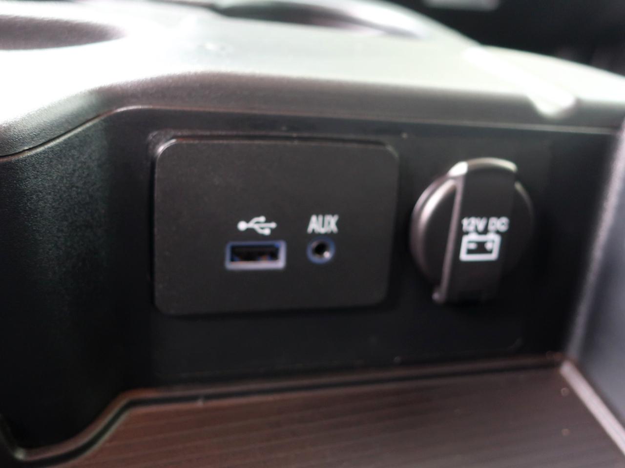 RAM 1500 Tradesman Regular Cab LWB 4WD 2017