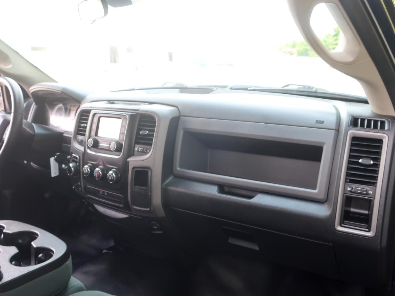 RAM 1500 Tradesman Regular Cab LWB 4WD 2017