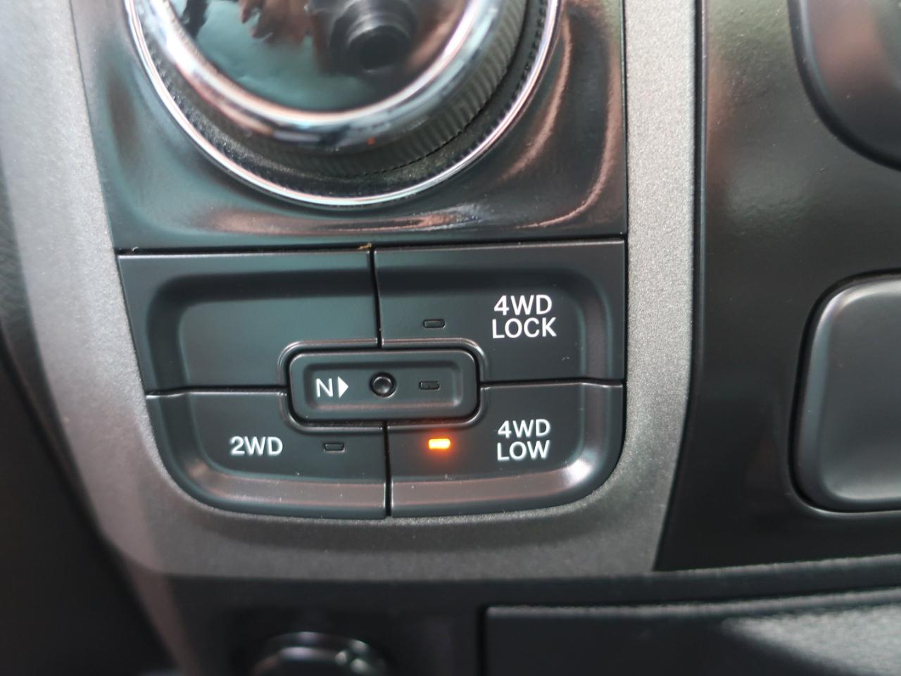 RAM 1500 Tradesman Regular Cab LWB 4WD 2017
