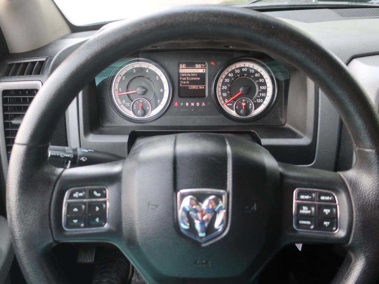 RAM 1500 Tradesman Regular Cab LWB 4WD 2017