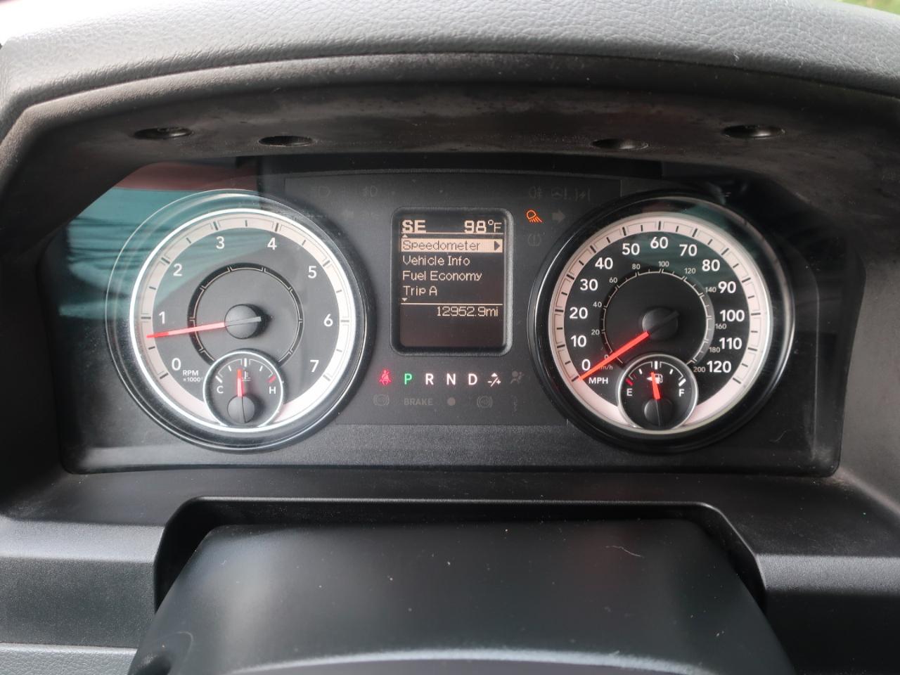 RAM 1500 Tradesman Regular Cab LWB 4WD 2017