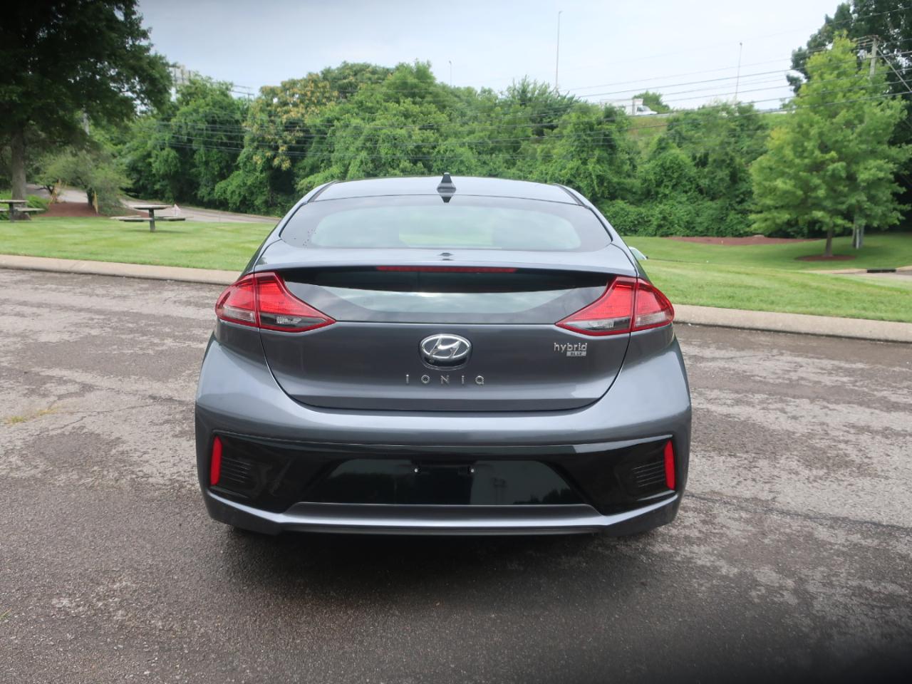 Hyundai Ioniq Hybrid Blue 2018