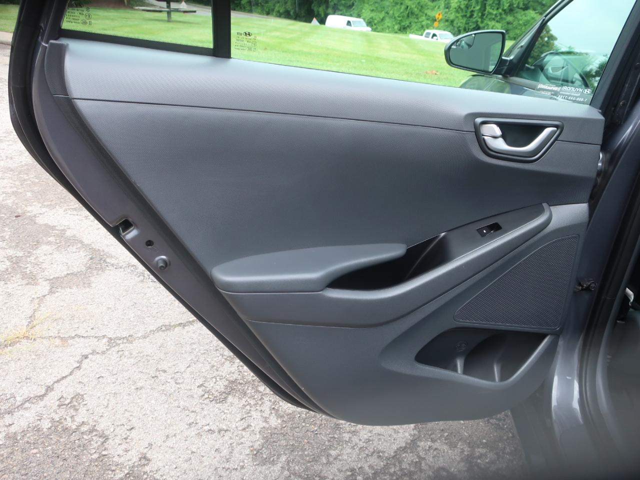 Hyundai Ioniq Hybrid Blue 2018
