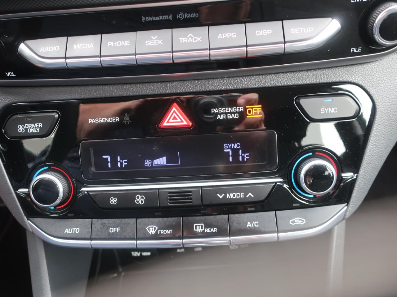 Hyundai Ioniq Hybrid Blue 2018