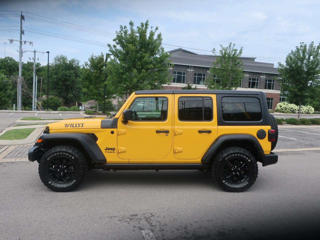 Jeep Wrangler Unlimited Willys Sport 4x4 2021