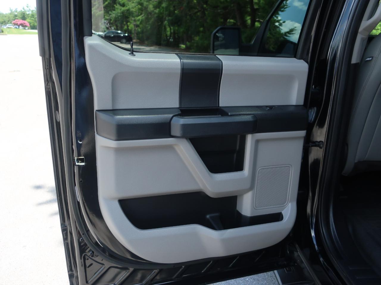 Ford F-150 XL SuperCrew 5.5-ft. Bed 4WD 2018