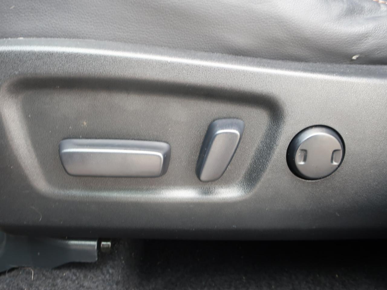 Toyota Highlander LE AWD V6 2014