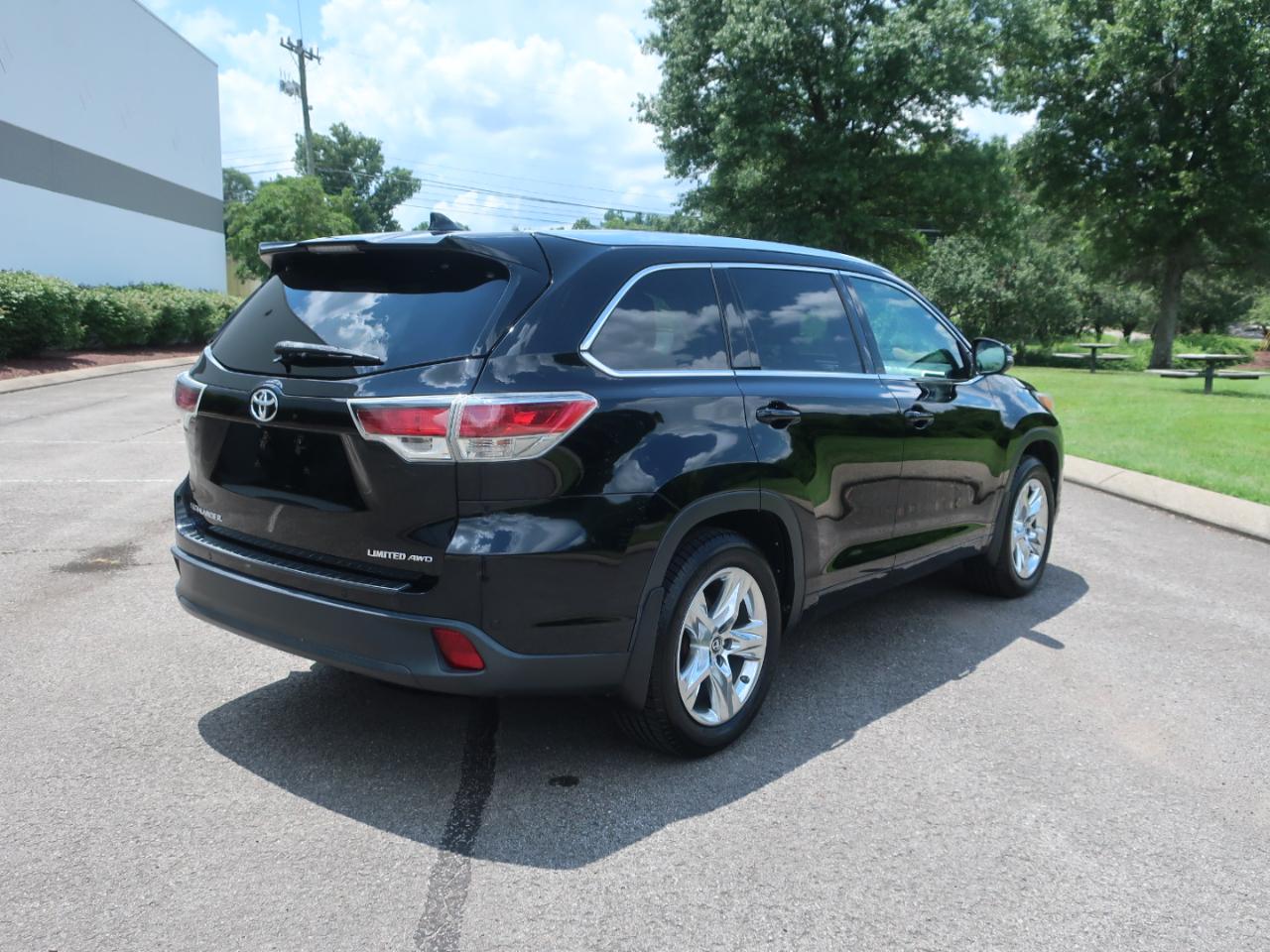 Toyota Highlander Limited AWD V6 2016