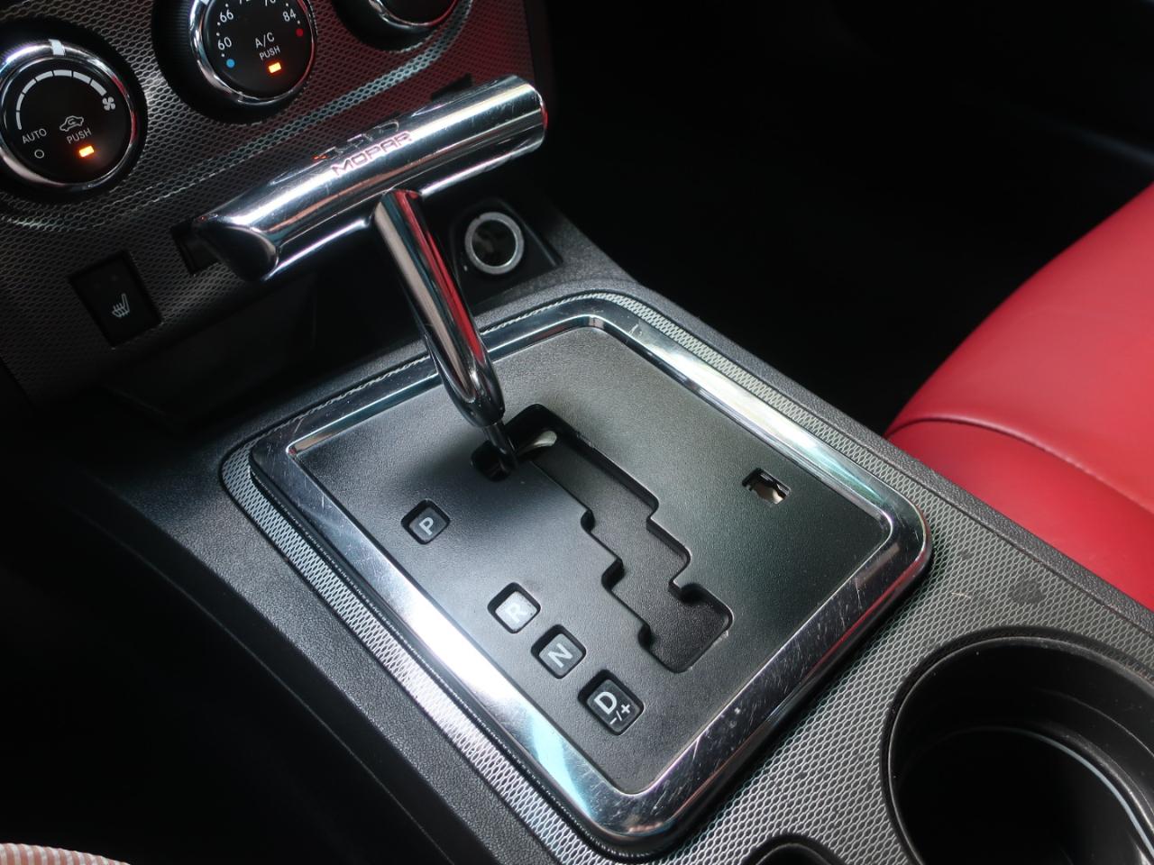 Dodge Challenger  2014