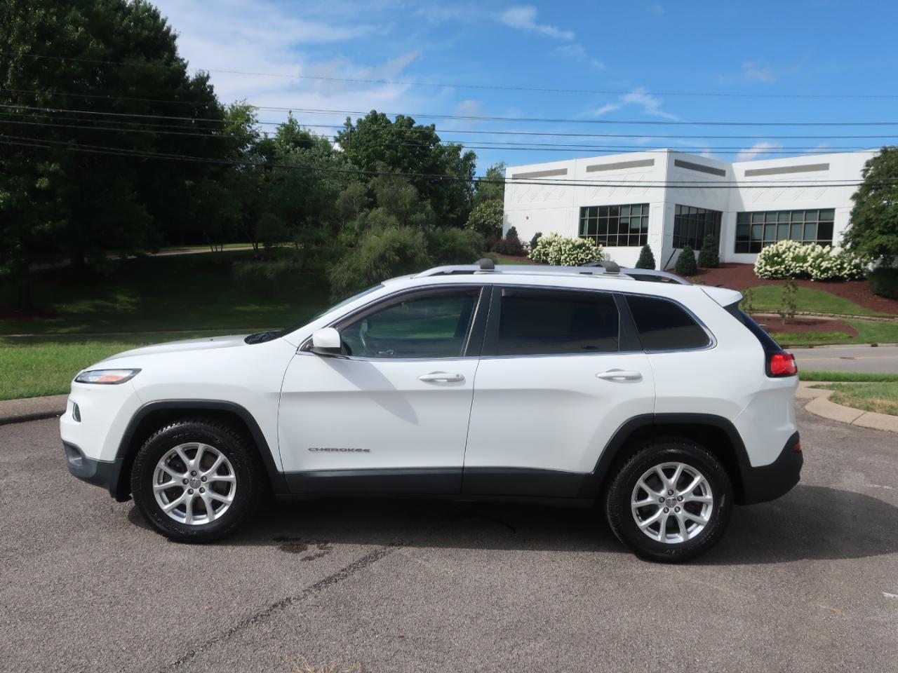 Jeep Cherokee Latitude 4WD 2015
