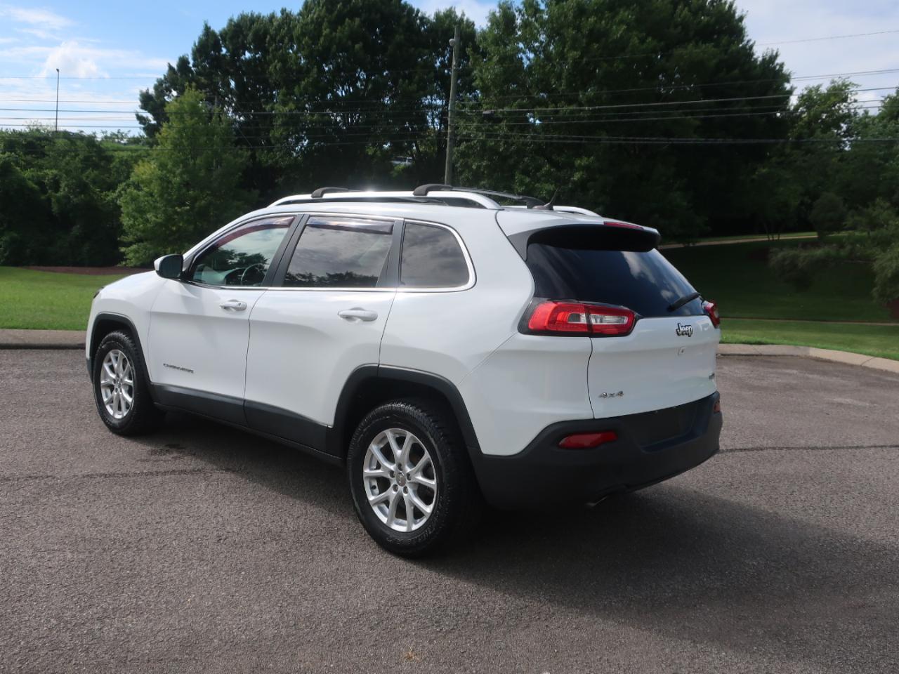Jeep Cherokee Latitude 4WD 2015