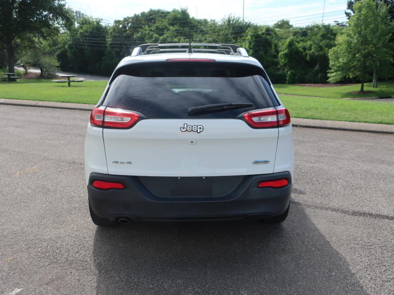 Jeep Cherokee Latitude 4WD 2015