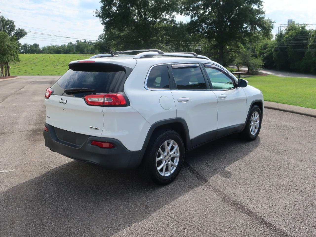 Jeep Cherokee Latitude 4WD 2015