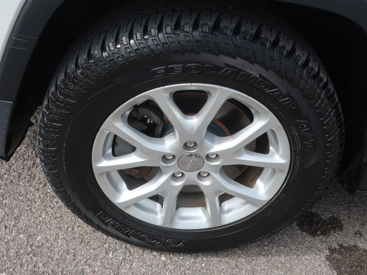 Jeep Cherokee Latitude 4WD 2015