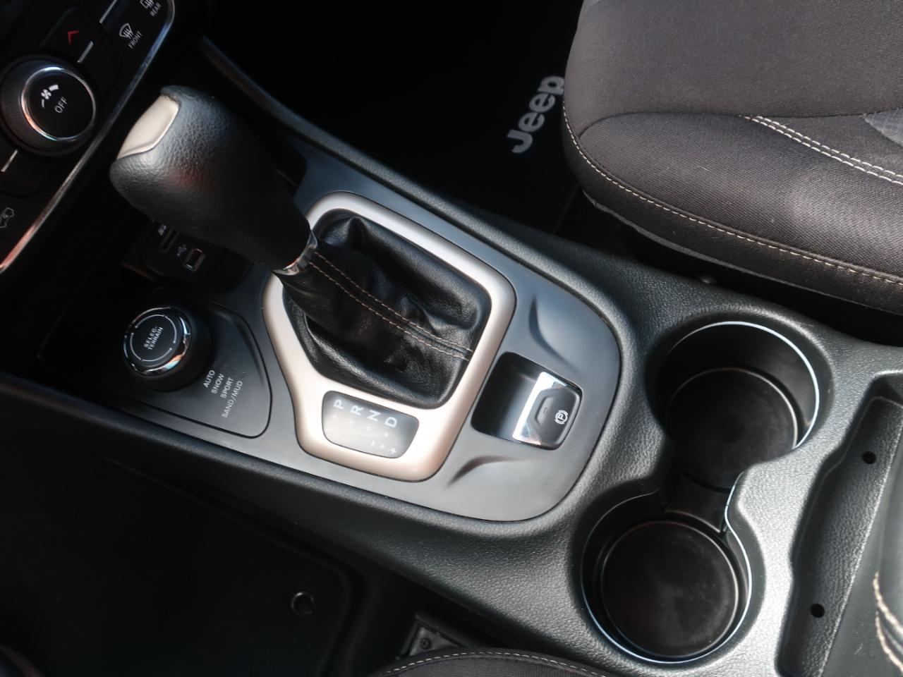 Jeep Cherokee Latitude 4WD 2015