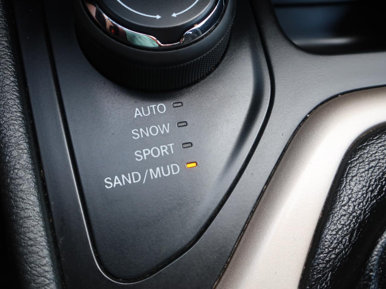 Jeep Cherokee Latitude 4WD 2015