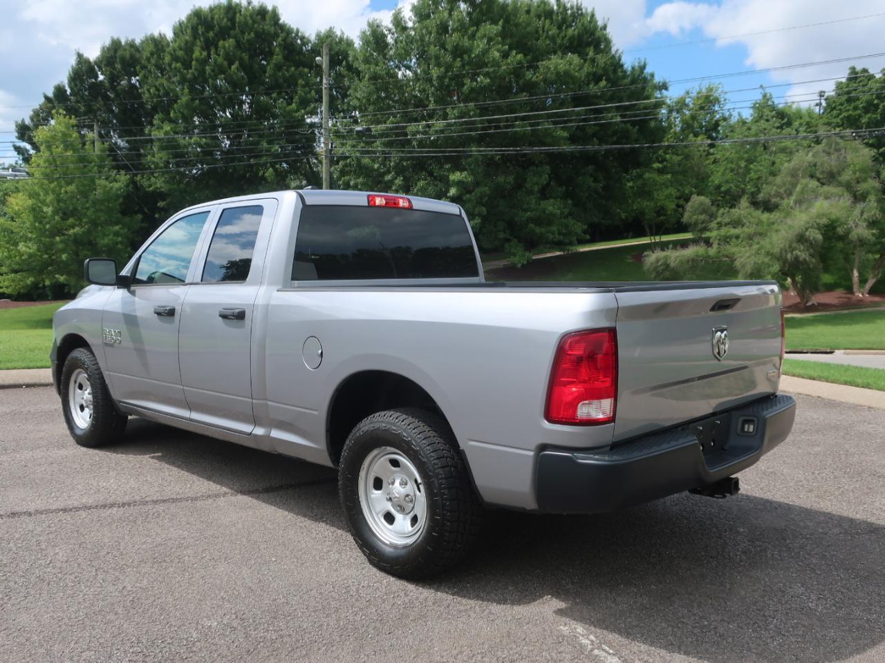 RAM 1500 Classic Tradesman Quad Cab 2WD 2019