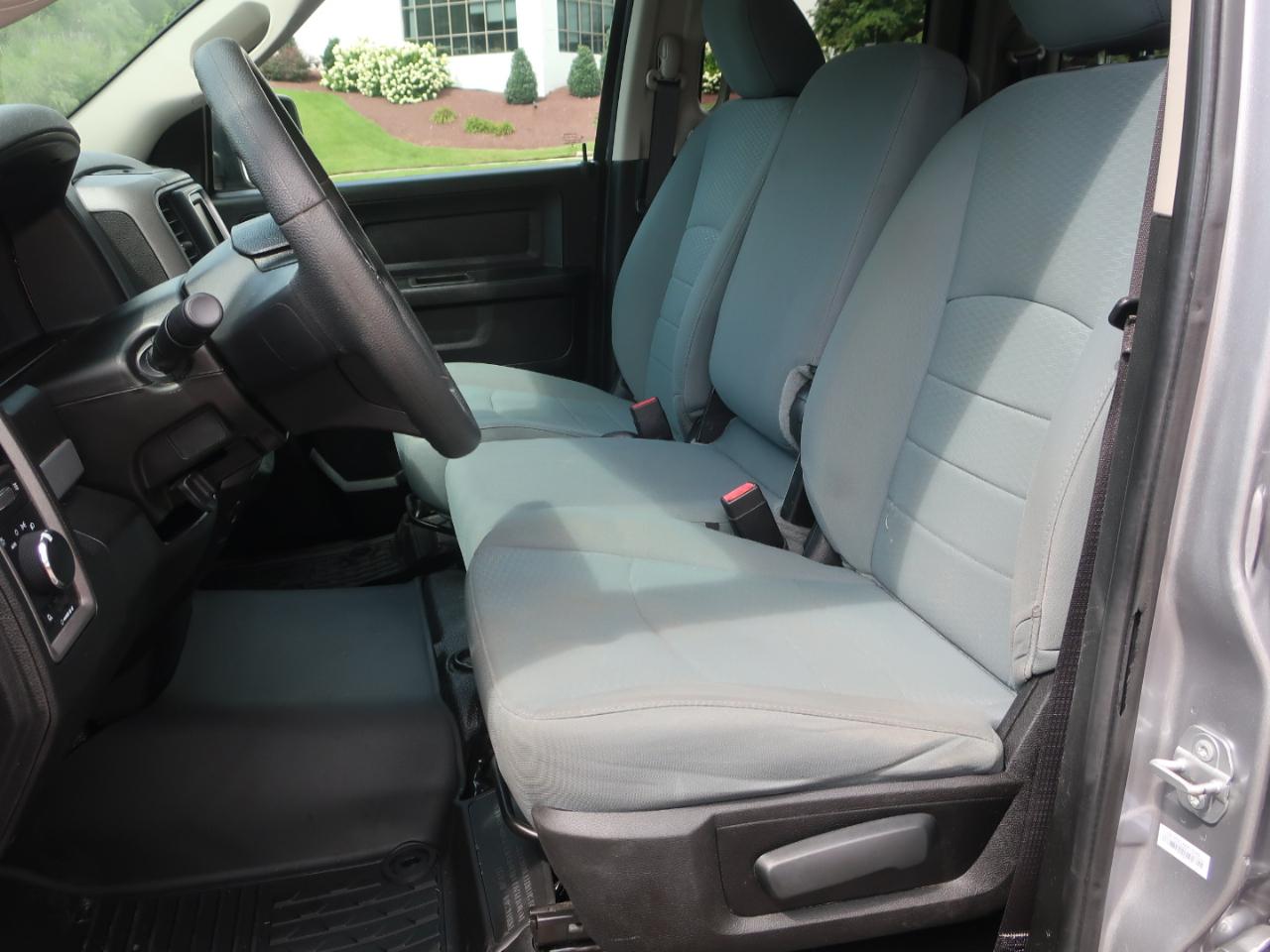 RAM 1500 Classic Tradesman Quad Cab 2WD 2019