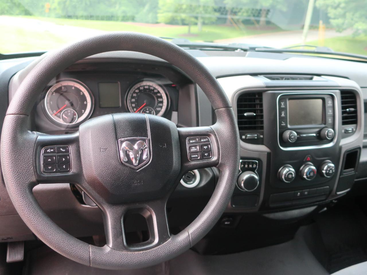 RAM 1500 Classic Tradesman Quad Cab 2WD 2019