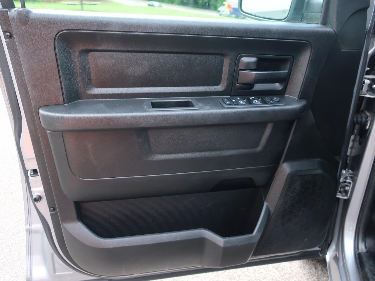 RAM 1500 Classic Tradesman Quad Cab 2WD 2019