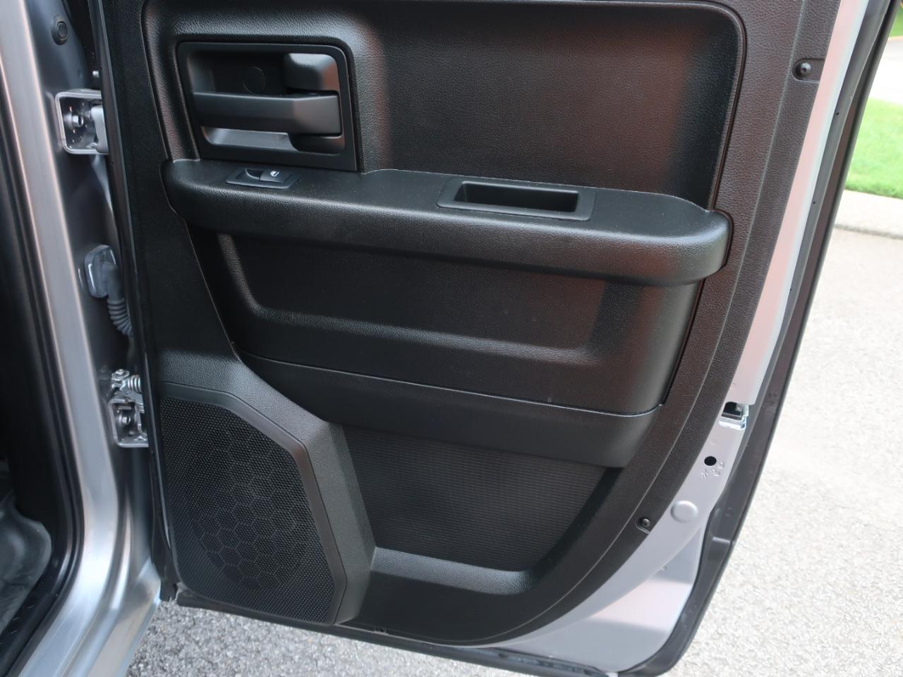 RAM 1500 Classic Tradesman Quad Cab 2WD 2019