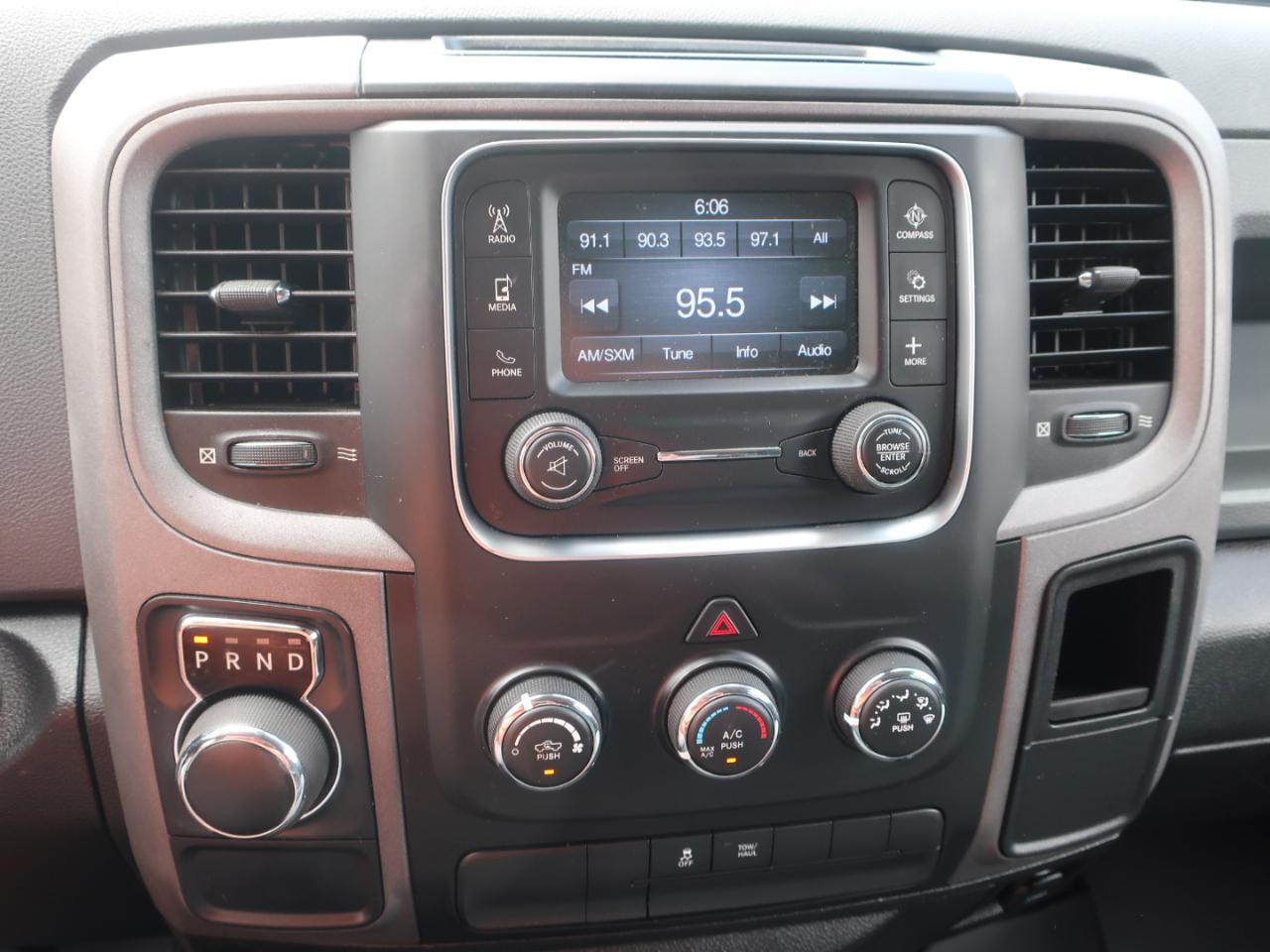 RAM 1500 Classic Tradesman Quad Cab 2WD 2019