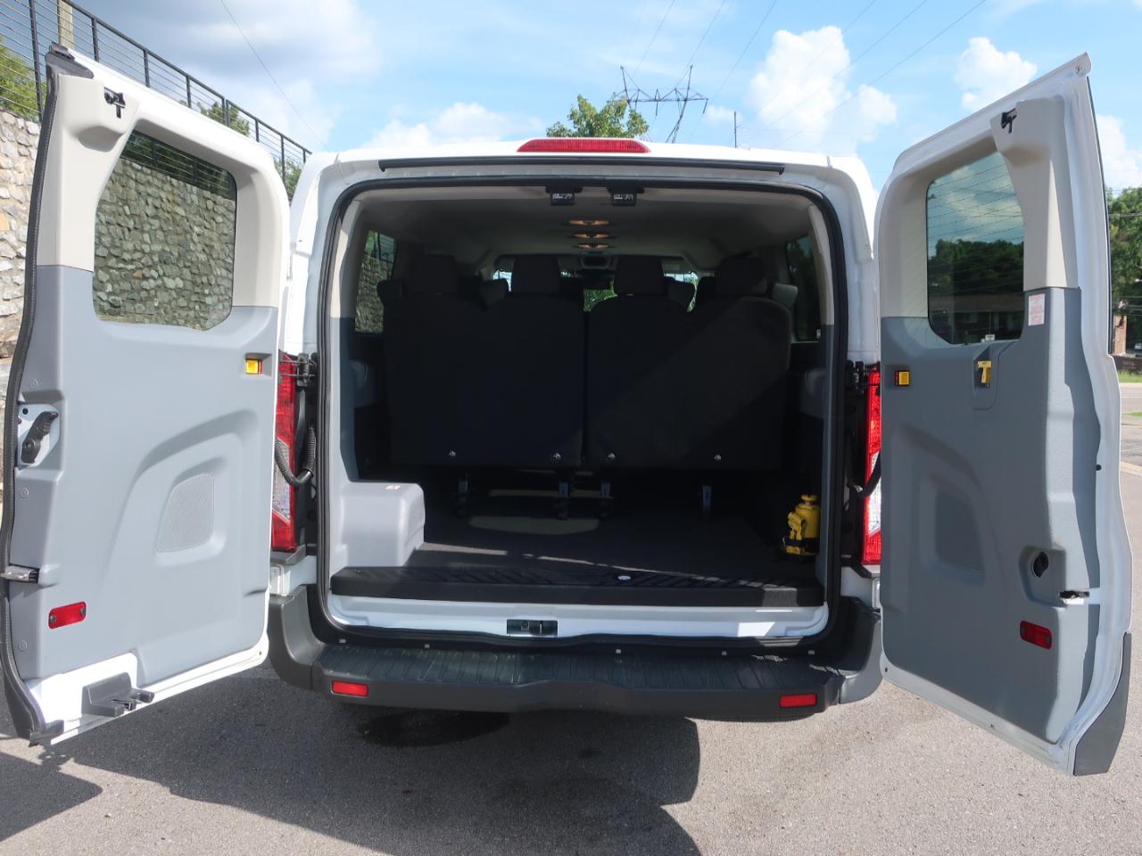 Ford Transit 350 Wagon Low Roof XL 60/40 Pass. 148-in. WB 2018