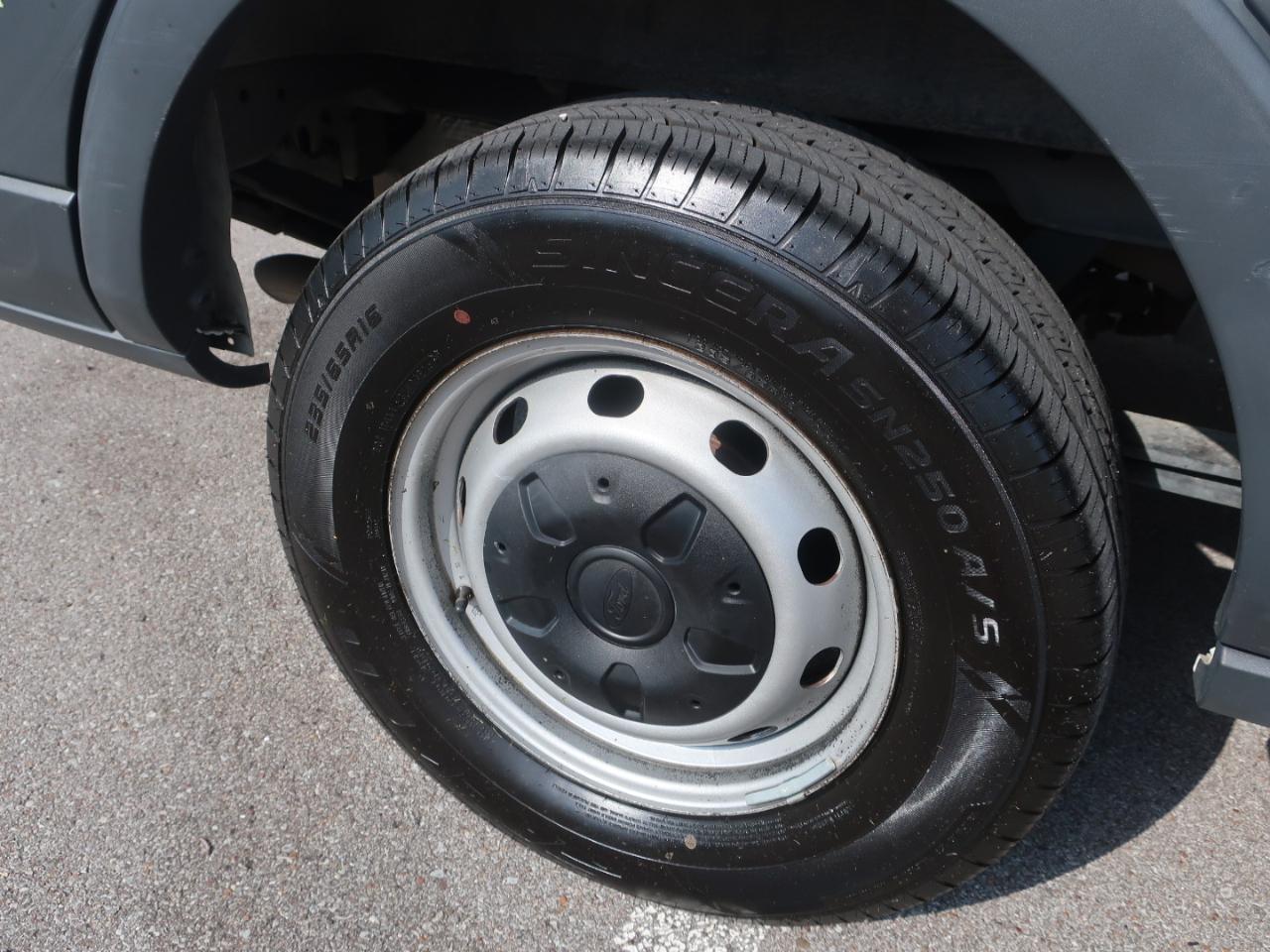 Ford Transit 350 Wagon Low Roof XL 60/40 Pass. 148-in. WB 2018