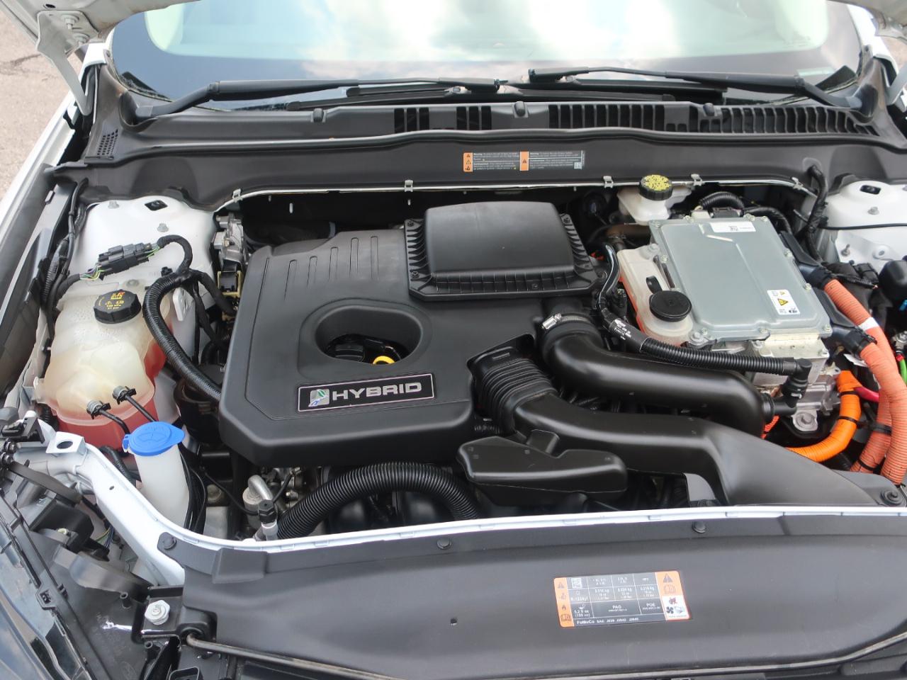 Ford Fusion Hybrid S 2018