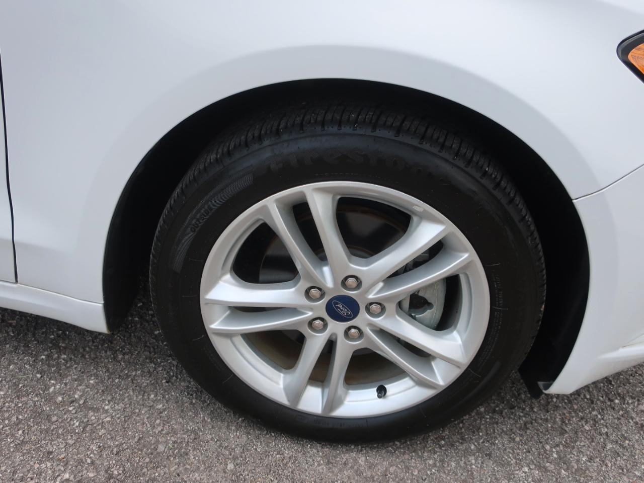 Ford Fusion Hybrid S 2018
