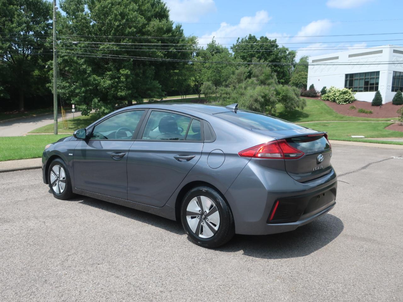 Hyundai Ioniq Hybrid Blue 2018