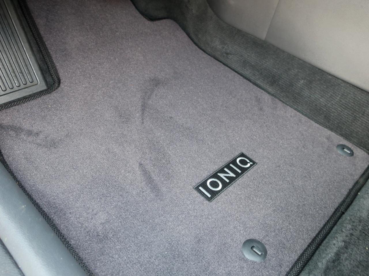 Hyundai Ioniq Hybrid Blue 2018