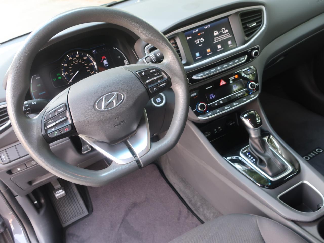 Hyundai Ioniq Hybrid Blue 2018