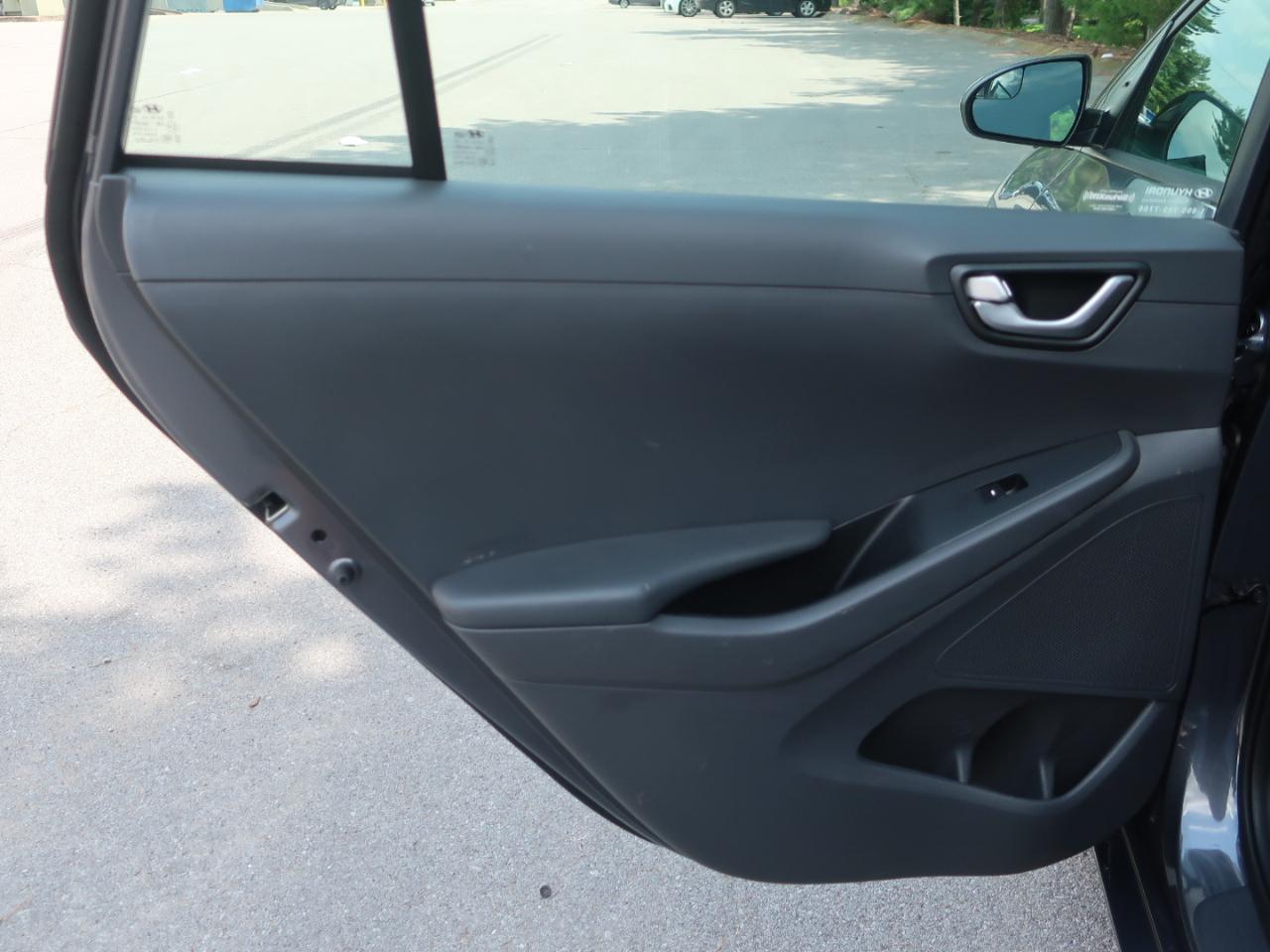 Hyundai Ioniq Hybrid Blue 2018