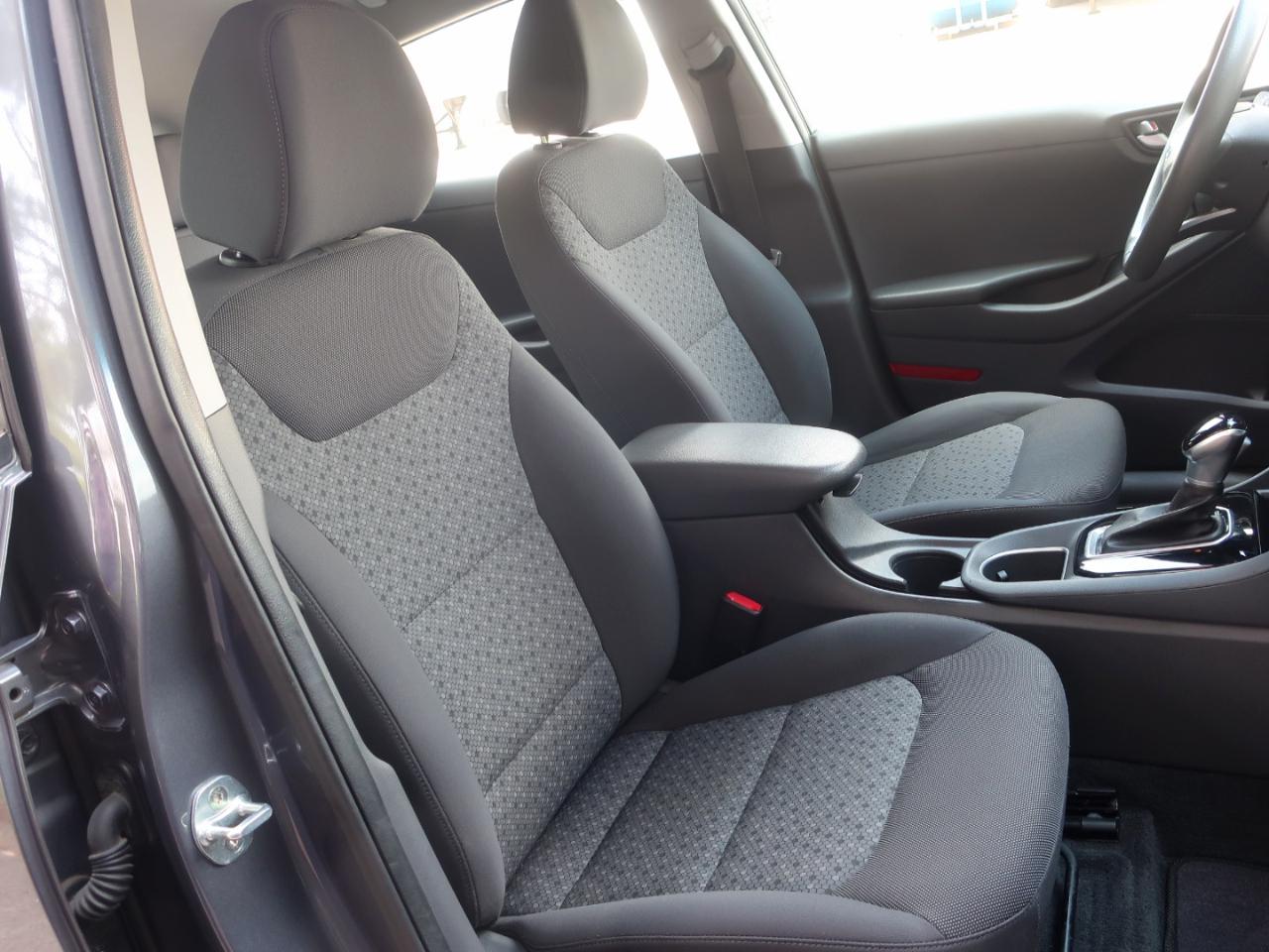 Hyundai Ioniq Hybrid Blue 2018