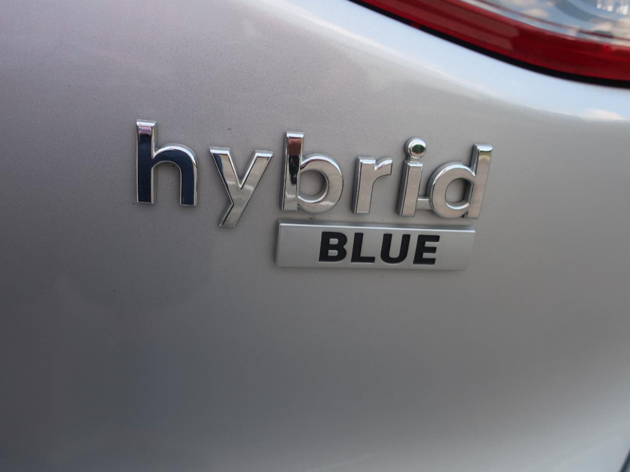 Hyundai Ioniq Hybrid Blue 2020