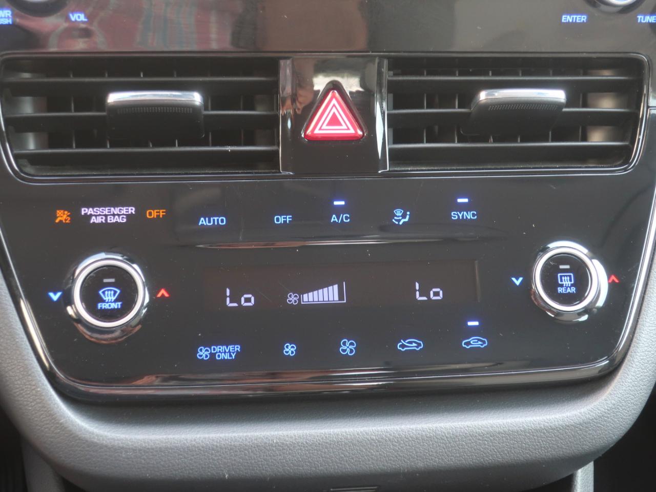 Hyundai Ioniq Hybrid Blue 2020