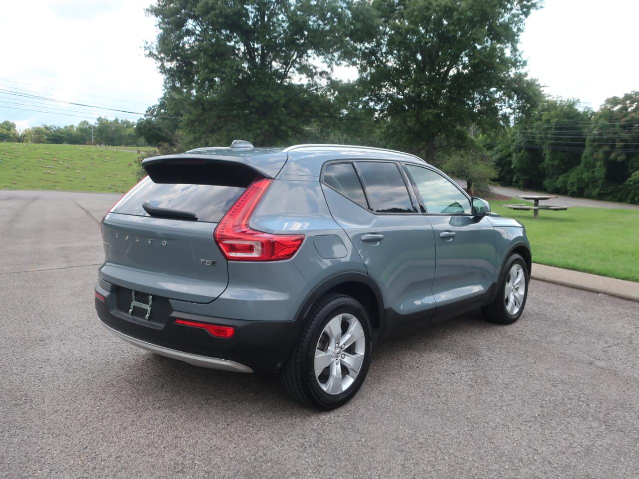 Volvo XC40 T5 Momentum AWD 2022
